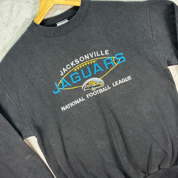Vtg Logo Athletic Mens Jacksonville Jaguars Black NFL Crewneck Sweatshirt Sz Med - Picture 1 of 9